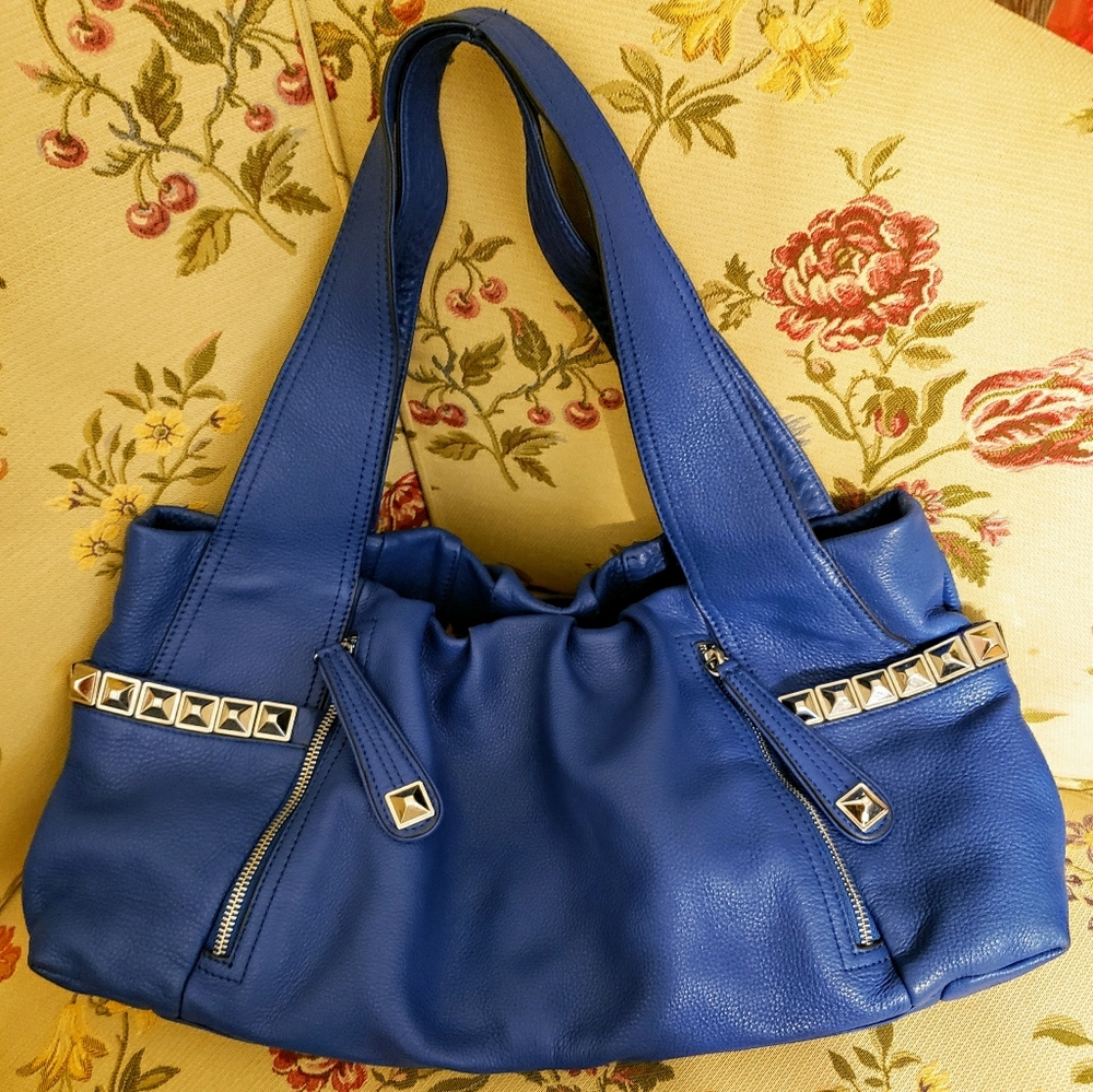 B. MAKOWSKY STUNNING BLUE LEATHER BAG